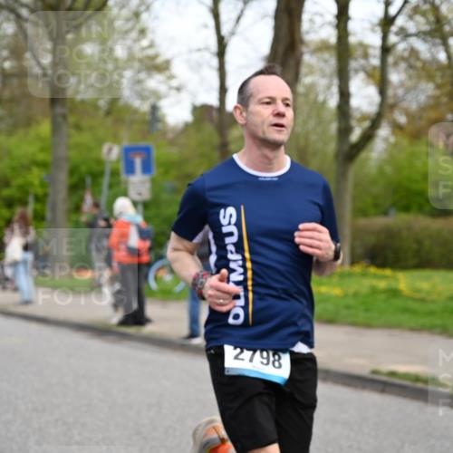 12.04.2026 - 45. Internationalen Wilhelmsburger Insellauf J. Mangold http://msf.ph/oto/9511877 12.04.2026 13:04:27 Ziel 4600, 5474, 4653, 5420, 5599, 5620, 4951, 4115, 4351, 4125, 5248, 5064, 4048, 5423, 5066, 5458, 5728, 5724, 2798, 5088, 5864, 3964, 2891, 4314, 5096, 5808, 5477, 3068, 5144, 5144, 5002, 5427, 4610, 5128, 5098, 5235, 5234, 5504, 2139, 3001, 2443 meine-sportfotos.de