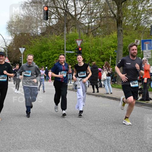 12.04.2026 - 45. Internationalen Wilhelmsburger Insellauf J. Mangold http://msf.ph/oto/9511928 12.04.2026 13:04:37 Ziel 5248, 5064, 4048, 5423, 5066, 5458, 5728, 5724, 2798, 5088, 5864, 3964, 2891, 4314, 5096, 5808, 5477, 3068, 3068, 5144, 5002, 5427, 4610, 5128, 5098, 5235, 5234, 5128, 5098, 5235, 5234, 5504, 2139, 3001, 2443, 5862, 5110, 4892, 5752, 3817 meine-sportfotos.de