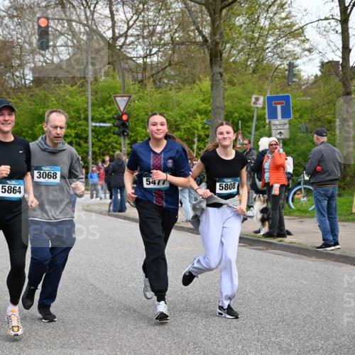 12.04.2026 - 45. Internationalen Wilhelmsburger Insellauf J. Mangold http://msf.ph/oto/9511941 12.04.2026 13:04:38 Ziel 5248, 5064, 4048, 5423, 5066, 5458, 5728, 5724, 2798, 5088, 5864, 3964, 2891, 4314, 5096, 5808, 5477, 3068, 5144, 5002, 5427, 4610, 5128, 5098, 5235, 5234, 5504, 2139, 5504, 2139, 3001, 2443, 5862, 5110, 4892, 5752, 3817 meine-sportfotos.de