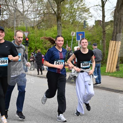 12.04.2026 - 45. Internationalen Wilhelmsburger Insellauf J. Mangold http://msf.ph/oto/9511946 12.04.2026 13:04:39 Ziel 5248, 5064, 4048, 5423, 5066, 5458, 5728, 5724, 2798, 5088, 5864, 3964, 2891, 4314, 5096, 5808, 5477, 3068, 5144, 5144, 5002, 5427, 4610, 5128, 5098, 5235, 5234, 5504, 2139, 3001, 2443, 3001, 2443, 5862, 5110, 4892, 5752, 3817, 5580 meine-sportfotos.de