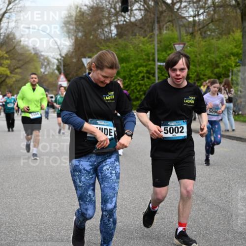 12.04.2026 - 45. Internationalen Wilhelmsburger Insellauf J. Mangold http://msf.ph/oto/9511968 12.04.2026 13:04:41 Ziel 5064, 4048, 5423, 5066, 5458, 5728, 5724, 2798, 5088, 5864, 3964, 2891, 4314, 5096, 5808, 5477, 3068, 5144, 5002, 5427, 4610, 5128, 5098, 5235, 5234, 5504, 2139, 3001, 2443, 5862, 5110, 4892, 5862, 5110, 4892, 5752, 3817, 5580, 2433, 5102 meine-sportfotos.de