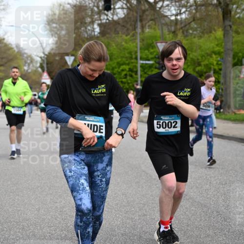 12.04.2026 - 45. Internationalen Wilhelmsburger Insellauf J. Mangold http://msf.ph/oto/9511970 12.04.2026 13:04:41 Ziel 5064, 4048, 5423, 5066, 5458, 5728, 5724, 2798, 5088, 5864, 3964, 2891, 4314, 5096, 5808, 5477, 3068, 5144, 5002, 5427, 4610, 5128, 5098, 5235, 5234, 5504, 2139, 3001, 2443, 5862, 5110, 4892, 5862, 5110, 4892, 5752, 3817, 5580, 2433, 5102 meine-sportfotos.de