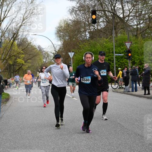 12.04.2026 - 45. Internationalen Wilhelmsburger Insellauf J. Mangold http://msf.ph/oto/9512118 12.04.2026 13:05:08 Ziel 5427, 4610, 5128, 5098, 5235, 5234, 5504, 2139, 3001, 2443, 5862, 5110, 4892, 5752, 3817, 5580, 2433, 5102, 5295, 3025, 3030, 3025, 3030, 5476, 4105, 3934, 5597, 5249, 5263, 5414, 4126, 4126, 3782, 3164, 4452, 4775, 5486, 4619, 3316, 4219, 5848 meine-sportfotos.de