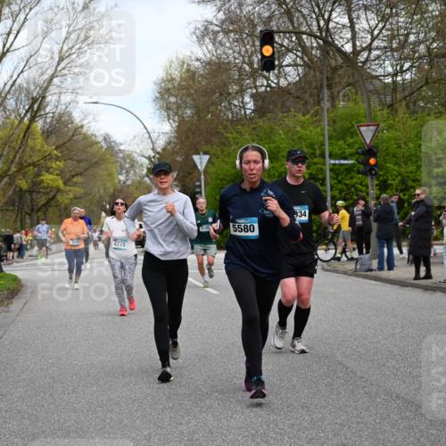 12.04.2026 - 45. Internationalen Wilhelmsburger Insellauf J. Mangold http://msf.ph/oto/9512119 12.04.2026 13:05:08 Ziel 5427, 4610, 5128, 5098, 5235, 5234, 5504, 2139, 3001, 2443, 5862, 5110, 4892, 5752, 3817, 5580, 2433, 5102, 5295, 3025, 3030, 3025, 3030, 5476, 4105, 3934, 5597, 5249, 5263, 5414, 4126, 4126, 3782, 3164, 4452, 4775, 5486, 4619, 3316, 4219, 5848 meine-sportfotos.de