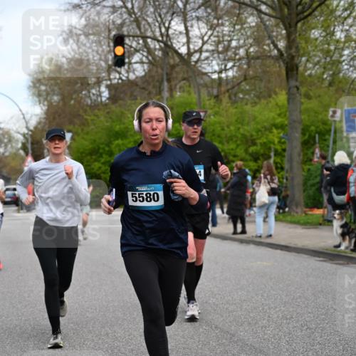 12.04.2026 - 45. Internationalen Wilhelmsburger Insellauf J. Mangold http://msf.ph/oto/9512126 12.04.2026 13:05:09 Ziel 4610, 5128, 5098, 5235, 5234, 5504, 2139, 3001, 2443, 5862, 5110, 4892, 5752, 3817, 5580, 2433, 5102, 5295, 3025, 3030, 5476, 4105, 3934, 5597, 5249, 5263, 5414, 4126, 3782, 3164, 3782, 3164, 4452, 4775, 5486, 4619, 3316, 4219, 5848 meine-sportfotos.de