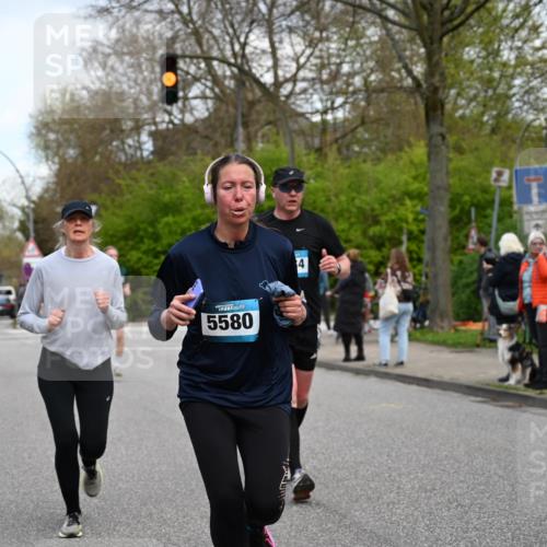 12.04.2026 - 45. Internationalen Wilhelmsburger Insellauf J. Mangold http://msf.ph/oto/9512127 12.04.2026 13:05:09 Ziel 4610, 5128, 5098, 5235, 5234, 5504, 2139, 3001, 2443, 5862, 5110, 4892, 5752, 3817, 5580, 2433, 5102, 5295, 3025, 3030, 5476, 4105, 3934, 5597, 5249, 5263, 5414, 4126, 3782, 3164, 3782, 3164, 4452, 4775, 5486, 4619, 3316, 4219, 5848 meine-sportfotos.de