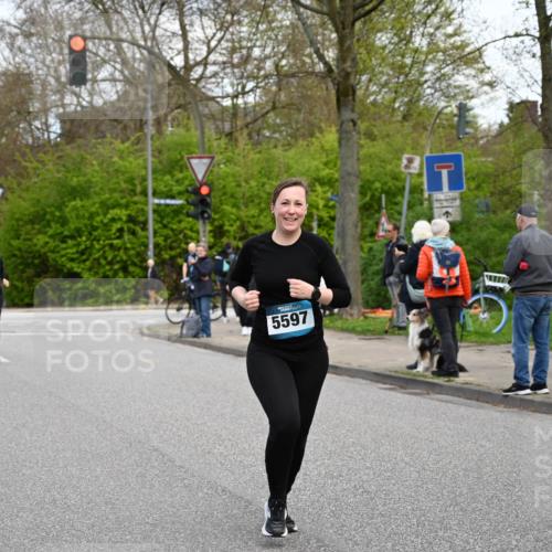 12.04.2026 - 45. Internationalen Wilhelmsburger Insellauf J. Mangold http://msf.ph/oto/9512161 12.04.2026 13:05:15 Ziel 5504, 2139, 3001, 2443, 5862, 5110, 4892, 5752, 3817, 5580, 2433, 5102, 5295, 3025, 3030, 5476, 4105, 3934, 5597, 5249, 5597, 5249, 5263, 5414, 4126, 3782, 3164, 4452, 4775, 5486, 4619, 3316, 4219, 5848 meine-sportfotos.de