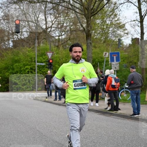 12.04.2026 - 45. Internationalen Wilhelmsburger Insellauf J. Mangold http://msf.ph/oto/9512228 12.04.2026 13:05:25 Ziel 3817, 5580, 2433, 5102, 5295, 3025, 3030, 5476, 4105, 3934, 5597, 5249, 5263, 5414, 4126, 3782, 3164, 4452, 4775, 5486, 4619, 3316, 4219, 5848, 2922, 3032, 4391, 5323, 4432, 4236 meine-sportfotos.de