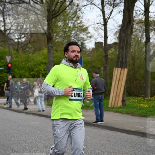 12.04.2026 - 45. Internationalen Wilhelmsburger Insellauf J. Mangold http://msf.ph/oto/9512233 12.04.2026 13:05:25 Ziel 3817, 5580, 2433, 5102, 5295, 3025, 3030, 5476, 4105, 3934, 5597, 5249, 5263, 5414, 4126, 3782, 3164, 4452, 4775, 5486, 4619, 3316, 4219, 5848, 2922, 3032, 4391, 5323, 4432, 4236 meine-sportfotos.de