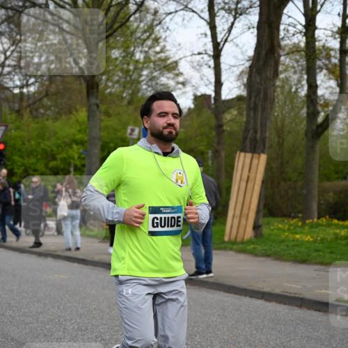 12.04.2026 - 45. Internationalen Wilhelmsburger Insellauf J. Mangold http://msf.ph/oto/9512234 12.04.2026 13:05:25 Ziel 3817, 5580, 2433, 5102, 5295, 3025, 3030, 5476, 4105, 3934, 5597, 5249, 5263, 5414, 4126, 3782, 3164, 4452, 4775, 5486, 4619, 3316, 4219, 5848, 2922, 3032, 4391, 5323, 4432, 4236 meine-sportfotos.de