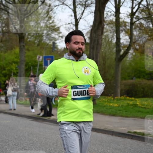 12.04.2026 - 45. Internationalen Wilhelmsburger Insellauf J. Mangold http://msf.ph/oto/9512237 12.04.2026 13:05:26 Ziel 3817, 5580, 2433, 5102, 5295, 3025, 3030, 5476, 4105, 3934, 5597, 5249, 5263, 5414, 4126, 3782, 3164, 4452, 4775, 5486, 4619, 5486, 4619, 3316, 4219, 5848, 2922, 3032, 4391, 5323, 4432, 4236 meine-sportfotos.de