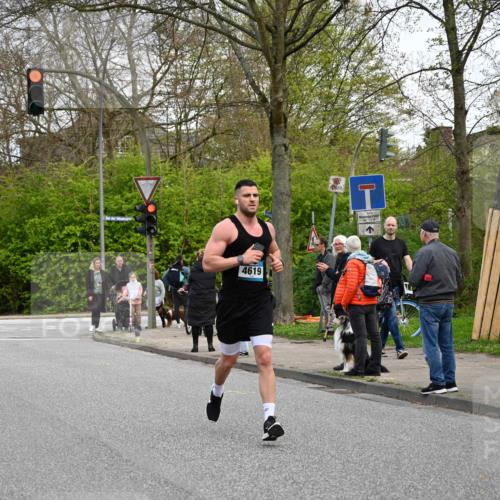 12.04.2026 - 45. Internationalen Wilhelmsburger Insellauf J. Mangold http://msf.ph/oto/9512278 12.04.2026 13:05:34 Ziel 5476, 4105, 3934, 5597, 5249, 5263, 5414, 4126, 3782, 3164, 4452, 4775, 5486, 4619, 3316, 4219, 5848, 2922, 3032, 4391, 4391, 5323, 4432, 4236, 5677, 4507, 4638, 4010, 4011, 5719, 4092, 4819, 5588, 2335, 4897, 2584, 3591 meine-sportfotos.de