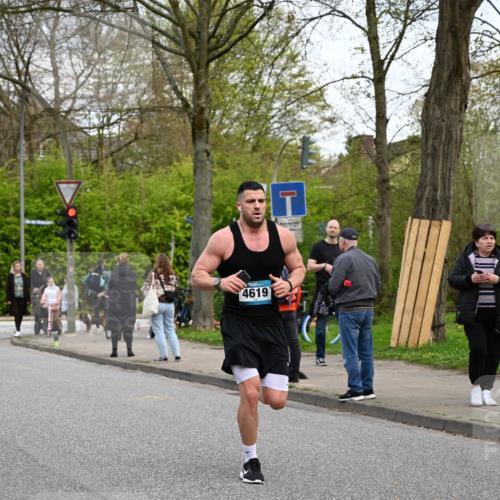 12.04.2026 - 45. Internationalen Wilhelmsburger Insellauf J. Mangold http://msf.ph/oto/9512284 12.04.2026 13:05:34 Ziel 5476, 4105, 3934, 5597, 5249, 5263, 5414, 4126, 3782, 3164, 4452, 4775, 5486, 4619, 3316, 4219, 5848, 2922, 3032, 4391, 4391, 5323, 4432, 4236, 5677, 4507, 4638, 4010, 4011, 5719, 4092, 4819, 5588, 2335, 4897, 2584, 3591 meine-sportfotos.de