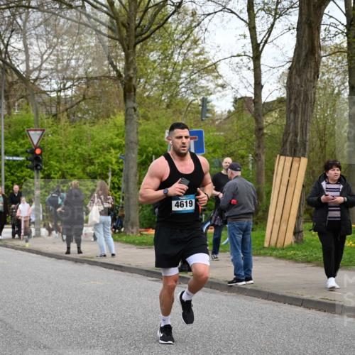 12.04.2026 - 45. Internationalen Wilhelmsburger Insellauf J. Mangold http://msf.ph/oto/9512285 12.04.2026 13:05:34 Ziel 5476, 4105, 3934, 5597, 5249, 5263, 5414, 4126, 3782, 3164, 4452, 4775, 5486, 4619, 3316, 4219, 5848, 2922, 3032, 4391, 4391, 5323, 4432, 4236, 5677, 4507, 4638, 4010, 4011, 5719, 4092, 4819, 5588, 2335, 4897, 2584, 3591 meine-sportfotos.de