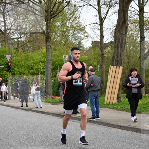 12.04.2026 - 45. Internationalen Wilhelmsburger Insellauf J. Mangold http://msf.ph/oto/9512286 12.04.2026 13:05:34 Ziel 5476, 4105, 3934, 5597, 5249, 5263, 5414, 4126, 3782, 3164, 4452, 4775, 5486, 4619, 3316, 4219, 5848, 2922, 3032, 4391, 4391, 5323, 4432, 4236, 5677, 4507, 4638, 4010, 4011, 5719, 4092, 4819, 5588, 2335, 4897, 2584, 3591 meine-sportfotos.de
