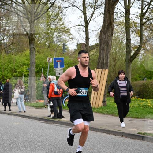 12.04.2026 - 45. Internationalen Wilhelmsburger Insellauf J. Mangold http://msf.ph/oto/9512289 12.04.2026 13:05:35 Ziel 5476, 4105, 3934, 5597, 5249, 5263, 5414, 4126, 3782, 3164, 4452, 4775, 5486, 4619, 3316, 4219, 5848, 2922, 3032, 4391, 5323, 4432, 5323, 4432, 4236, 5677, 4507, 4638, 4010, 4011, 5719, 4092, 4819, 5588, 2335, 4897, 2584, 3591, 5859 meine-sportfotos.de