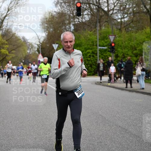 12.04.2026 - 45. Internationalen Wilhelmsburger Insellauf J. Mangold http://msf.ph/oto/9512303 12.04.2026 13:05:37 Ziel 5597, 5249, 5263, 5414, 4126, 3782, 3164, 4452, 4775, 5486, 4619, 3316, 4219, 5848, 2922, 3032, 4391, 5323, 4432, 4236, 4236, 5677, 4507, 4638, 4010, 4011, 5719, 4092, 4819, 5588, 2335, 4897, 2584, 3591, 5859 meine-sportfotos.de