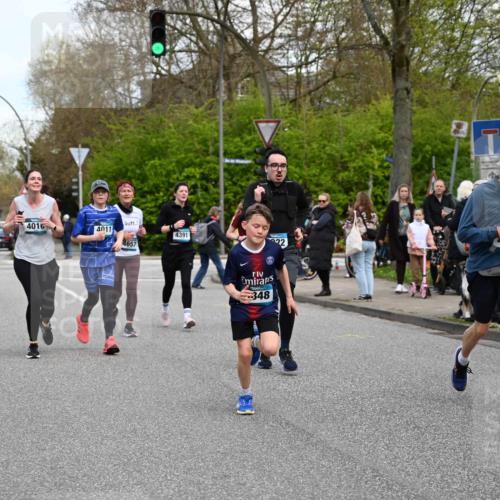 12.04.2026 - 45. Internationalen Wilhelmsburger Insellauf J. Mangold http://msf.ph/oto/9512331 12.04.2026 13:05:45 Ziel 4126, 3782, 3164, 4452, 4775, 5486, 4619, 3316, 4219, 5848, 2922, 3032, 4391, 5323, 4432, 4236, 5677, 4507, 4638, 4010, 4011, 5719, 4092, 4819, 5588, 2335, 4819, 5588, 2335, 4897, 2584, 3591, 5859, 4657, 4006, 5218, 4133, 3264, 4091, 3278, 3877, 3943, 3804 meine-sportfotos.de