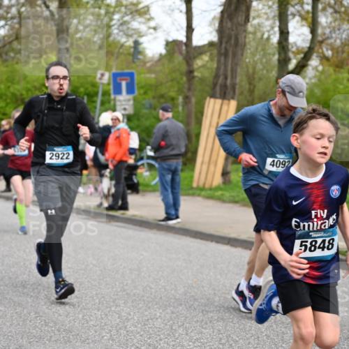 12.04.2026 - 45. Internationalen Wilhelmsburger Insellauf J. Mangold http://msf.ph/oto/9512344 12.04.2026 13:05:46 Ziel 3782, 3164, 4452, 4775, 5486, 4619, 3316, 4219, 5848, 2922, 3032, 4391, 4391, 5323, 4432, 4236, 5677, 4507, 4638, 4010, 4011, 5719, 4092, 4819, 5588, 2335, 4897, 2584, 3591, 4897, 2584, 3591, 5859, 4657, 4006, 5218, 4133, 3264, 4091, 3278, 3877, 3943, 3804, 3270, 2008 meine-sportfotos.de