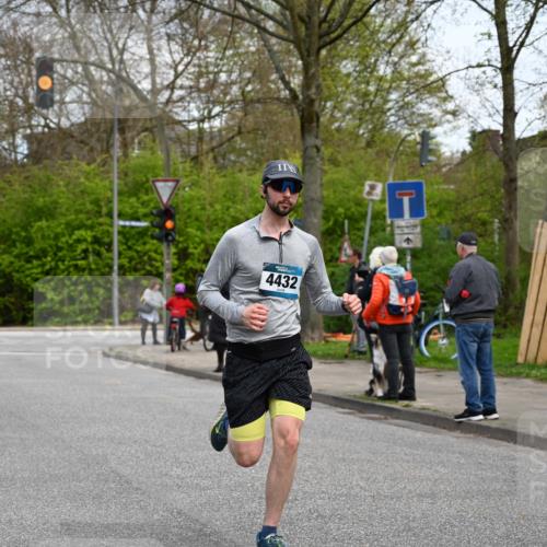 12.04.2026 - 45. Internationalen Wilhelmsburger Insellauf J. Mangold http://msf.ph/oto/9512372 12.04.2026 13:05:53 Ziel 3316, 4219, 5848, 2922, 3032, 4391, 5323, 4432, 4236, 5677, 4507, 4638, 4010, 4011, 5719, 4092, 4819, 5588, 2335, 4897, 2584, 3591, 5859, 4657, 4006, 5218, 4133, 3264, 3264, 4091, 3278, 3877, 3943, 3804, 3270, 2008, 3611, 5210, 4234, 4705 meine-sportfotos.de