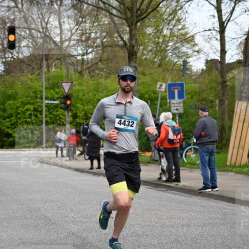 12.04.2026 - 45. Internationalen Wilhelmsburger Insellauf J. Mangold http://msf.ph/oto/9512373 12.04.2026 13:05:53 Ziel 3316, 4219, 5848, 2922, 3032, 4391, 5323, 4432, 4236, 5677, 4507, 4638, 4010, 4011, 5719, 4092, 4819, 5588, 2335, 4897, 2584, 3591, 5859, 4657, 4006, 5218, 4133, 3264, 3264, 4091, 3278, 3877, 3943, 3804, 3270, 2008, 3611, 5210, 4234, 4705 meine-sportfotos.de