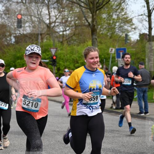 12.04.2026 - 45. Internationalen Wilhelmsburger Insellauf J. Mangold http://msf.ph/oto/9512439 12.04.2026 13:06:04 Ziel 2922, 3032, 4391, 5323, 4432, 4236, 5677, 4507, 4638, 4010, 4011, 5719, 4092, 4819, 5588, 2335, 4897, 2584, 3591, 5859, 4657, 4006, 5218, 4133, 5218, 4133, 3264, 4091, 3278, 3877, 3943, 3804, 3270, 2008, 3611, 5210, 4234, 4705, 4745, 3869, 3866, 2536, 4510, 4078, 4641, 4821, 4408, 3862, 4248, 4044, 5354, 5587, 4122, 5665, 4280 meine-sportfotos.de