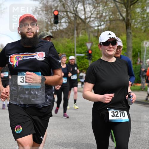 12.04.2026 - 45. Internationalen Wilhelmsburger Insellauf J. Mangold http://msf.ph/oto/9512450 12.04.2026 13:06:05 Ziel 2922, 3032, 4391, 5323, 4432, 4236, 5677, 4507, 4638, 4010, 4011, 5719, 4092, 4819, 5588, 2335, 4897, 2584, 3591, 5859, 4657, 4006, 5218, 4133, 3264, 3264, 4091, 3278, 3877, 3943, 3804, 3270, 2008, 3611, 5210, 4234, 4705, 4234, 4705, 4745, 3869, 3866, 2536, 4510, 4078, 4641, 4821, 4408, 3862, 4248, 4044, 5354, 5587, 4122, 5665, 4280, 5132, 5203, 4496 meine-sportfotos.de