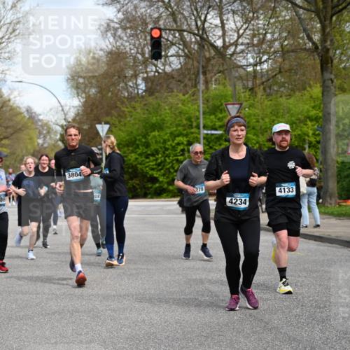 12.04.2026 - 45. Internationalen Wilhelmsburger Insellauf J. Mangold http://msf.ph/oto/9512456 12.04.2026 13:06:06 Ziel 2922, 3032, 4391, 5323, 4432, 4236, 5677, 4507, 4638, 4010, 4011, 5719, 4092, 4819, 5588, 2335, 4897, 2584, 3591, 5859, 4657, 4006, 5218, 4133, 3264, 4091, 3278, 3877, 4091, 3278, 3877, 3943, 3804, 3270, 2008, 3611, 5210, 4234, 4705, 4745, 3869, 3866, 2536, 4745, 3869, 3866, 2536, 4510, 4078, 4641, 4821, 4408, 3862, 4248, 4044, 5354, 5587, 4122, 5665, 4280, 5132, 5203, 4496, 2804, 4479 meine-sportfotos.de