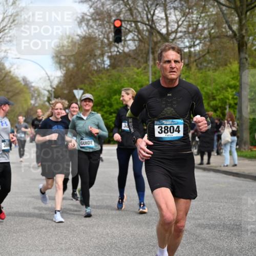 12.04.2026 - 45. Internationalen Wilhelmsburger Insellauf J. Mangold http://msf.ph/oto/9512476 12.04.2026 13:06:08 Ziel 3032, 4391, 5323, 4432, 4236, 5677, 4507, 4638, 4010, 4011, 5719, 4092, 4819, 5588, 2335, 4897, 2584, 3591, 5859, 4657, 4006, 5218, 4133, 3264, 4091, 3278, 3877, 3943, 3804, 3943, 3804, 3270, 2008, 3611, 5210, 4234, 4705, 4745, 3869, 3866, 2536, 4510, 4078, 4641, 4821, 4408, 3862, 4248, 4408, 3862, 4248, 4044, 5354, 5587, 4122, 5665, 4280, 5132, 5203, 4496, 2804, 4479 meine-sportfotos.de
