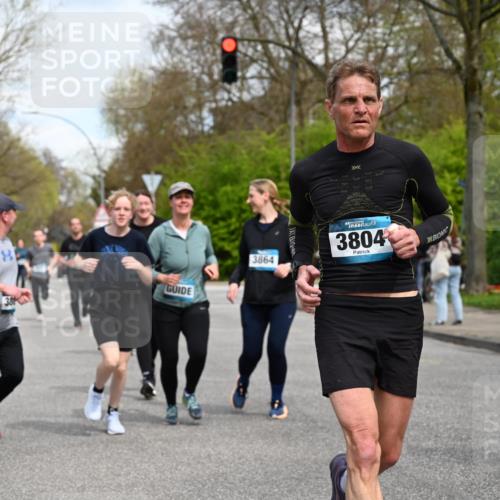 12.04.2026 - 45. Internationalen Wilhelmsburger Insellauf J. Mangold http://msf.ph/oto/9512478 12.04.2026 13:06:09 Ziel 3032, 4391, 5323, 4432, 4236, 5677, 4507, 4638, 4010, 4011, 5719, 4092, 4819, 5588, 2335, 4897, 2584, 3591, 5859, 4657, 4006, 5218, 4133, 3264, 4091, 3278, 3877, 3943, 3804, 3270, 2008, 3611, 5210, 4234, 4705, 4745, 3869, 3866, 2536, 4510, 4078, 4641, 4821, 4408, 3862, 4248, 4044, 5354, 5587, 4122, 5665, 4280, 5132, 5203, 4496, 2804, 4479, 4114 meine-sportfotos.de