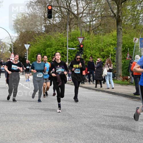 12.04.2026 - 45. Internationalen Wilhelmsburger Insellauf J. Mangold http://msf.ph/oto/9512522 12.04.2026 13:06:20 Ziel 4010, 4011, 5719, 4092, 4819, 5588, 2335, 4897, 2584, 3591, 5859, 4657, 4006, 5218, 4133, 3264, 4091, 3278, 3877, 3943, 3804, 3270, 2008, 3611, 5210, 4234, 4705, 4745, 3869, 3866, 2536, 4510, 4078, 4641, 4821, 4408, 3862, 4248, 4408, 3862, 4248, 4044, 5354, 5587, 4122, 5665, 4280, 5132, 5203, 4496, 2804, 4479, 4114, 4173, 4729, 4273, 3292, 5510 meine-sportfotos.de