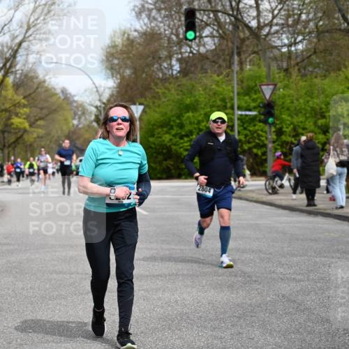 12.04.2026 - 45. Internationalen Wilhelmsburger Insellauf J. Mangold http://msf.ph/oto/9512606 12.04.2026 13:06:32 Ziel 3943, 3804, 3270, 2008, 3611, 5210, 4234, 4705, 4745, 3869, 3866, 2536, 4510, 4078, 4641, 4821, 4408, 3862, 4248, 4044, 5354, 5587, 4122, 5665, 4280, 5132, 5203, 4496, 2804, 4479, 4114, 4173, 4729, 4273, 3292, 5510, 5510, 4885, 4514, 4138, 4764, 4665, 5713, 5194 meine-sportfotos.de