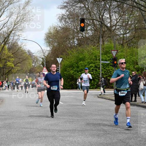 12.04.2026 - 45. Internationalen Wilhelmsburger Insellauf J. Mangold http://msf.ph/oto/9512619 12.04.2026 13:06:37 Ziel 5210, 4234, 4705, 4745, 3869, 3866, 2536, 4510, 4078, 4641, 4821, 4408, 3862, 4248, 4044, 5354, 5587, 4122, 5665, 4280, 5132, 5203, 4496, 2804, 4479, 4114, 4173, 4729, 4273, 3292, 5510, 4885, 4514, 4514, 4138, 4764, 4665, 5713, 5194, 5069, 5076, 4723, 4724, 2943, 4722, 5202, 4094 meine-sportfotos.de