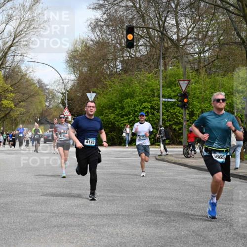 12.04.2026 - 45. Internationalen Wilhelmsburger Insellauf J. Mangold http://msf.ph/oto/9512622 12.04.2026 13:06:37 Ziel 5210, 4234, 4705, 4745, 3869, 3866, 2536, 4510, 4078, 4641, 4821, 4408, 3862, 4248, 4044, 5354, 5587, 4122, 5665, 4280, 5132, 5203, 4496, 2804, 4479, 4114, 4173, 4729, 4273, 3292, 5510, 4885, 4514, 4514, 4138, 4764, 4665, 5713, 5194, 5069, 5076, 4723, 4724, 2943, 4722, 5202, 4094 meine-sportfotos.de
