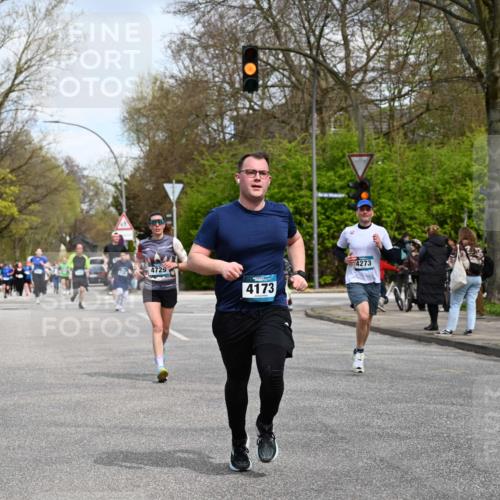 12.04.2026 - 45. Internationalen Wilhelmsburger Insellauf J. Mangold http://msf.ph/oto/9512629 12.04.2026 13:06:39 Ziel 4234, 4705, 4745, 3869, 3866, 2536, 4510, 4078, 4641, 4821, 4408, 3862, 4248, 4044, 5354, 5587, 4122, 5665, 4280, 5132, 5203, 4496, 2804, 4479, 4114, 4173, 4729, 4273, 3292, 5510, 4885, 4514, 4138, 4764, 4665, 5713, 5194, 5069, 5076, 4723, 4724, 2943, 4722, 5202, 4094, 3672, 5497, 5499, 5461 meine-sportfotos.de