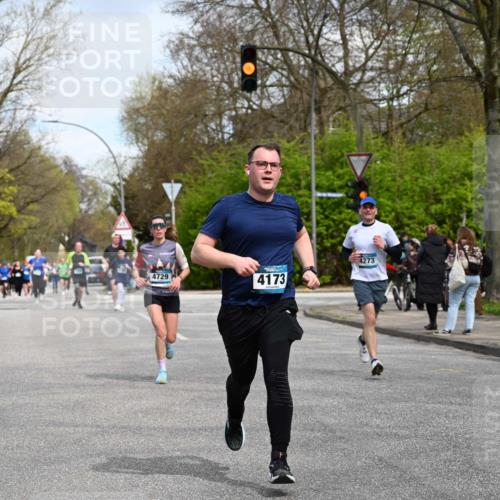 12.04.2026 - 45. Internationalen Wilhelmsburger Insellauf J. Mangold http://msf.ph/oto/9512630 12.04.2026 13:06:39 Ziel 4234, 4705, 4745, 3869, 3866, 2536, 4510, 4078, 4641, 4821, 4408, 3862, 4248, 4044, 5354, 5587, 4122, 5665, 4280, 5132, 5203, 4496, 2804, 4479, 4114, 4173, 4729, 4273, 3292, 5510, 4885, 4514, 4138, 4764, 4665, 5713, 5194, 5069, 5076, 4723, 4724, 2943, 4722, 5202, 4094, 3672, 5497, 5499, 5461 meine-sportfotos.de