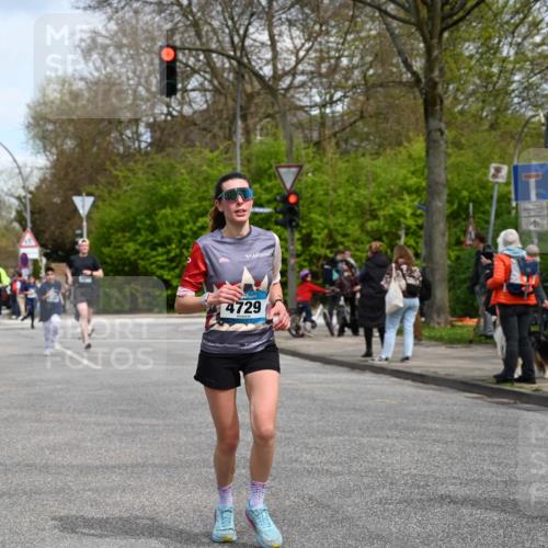 12.04.2026 - 45. Internationalen Wilhelmsburger Insellauf J. Mangold http://msf.ph/oto/9512650 12.04.2026 13:06:41 Ziel 4234, 4705, 4745, 3869, 3866, 2536, 4510, 4078, 4641, 4821, 4408, 3862, 4248, 4044, 5354, 5587, 4122, 5665, 4280, 5132, 5203, 4496, 2804, 4479, 4114, 4173, 4729, 4273, 3292, 5510, 4885, 4514, 4138, 4764, 4764, 4665, 5713, 5194, 5069, 5076, 4723, 4724, 2943, 4722, 5202, 4094, 3672, 5497, 5499, 5461 meine-sportfotos.de