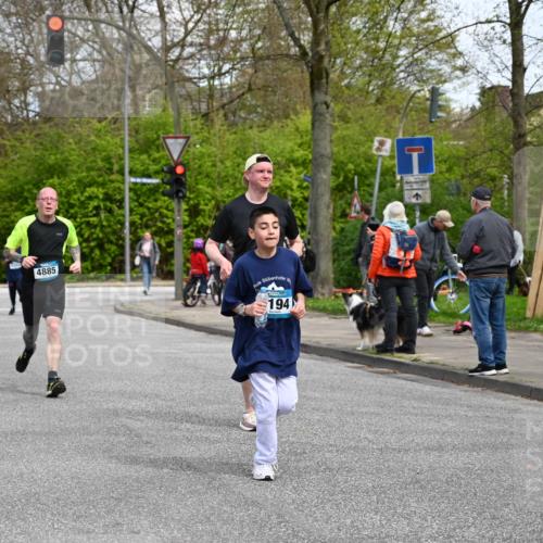 12.04.2026 - 45. Internationalen Wilhelmsburger Insellauf J. Mangold http://msf.ph/oto/9512678 12.04.2026 13:06:46 Ziel 4044, 5354, 5587, 4122, 5665, 4280, 5132, 5203, 4496, 2804, 4479, 4114, 4173, 4729, 4273, 3292, 5510, 4885, 4514, 4138, 4764, 4665, 5713, 5194, 5069, 5076, 4723, 4724, 5069, 5076, 4723, 4724, 2943, 4722, 5202, 4094, 3672, 5497, 5499, 5461, 3242, 5078, 2925 meine-sportfotos.de