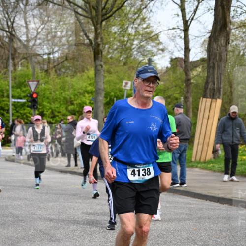 12.04.2026 - 45. Internationalen Wilhelmsburger Insellauf J. Mangold http://msf.ph/oto/9512734 12.04.2026 13:06:57 Ziel 4114, 4173, 4729, 4273, 3292, 5510, 4885, 4514, 4138, 4764, 4665, 5713, 5194, 5069, 5076, 4723, 4724, 2943, 4722, 5202, 4094, 3672, 5497, 5499, 5461, 3242, 5078, 2925, 5226, 2745, 5028, 5148, 3641, 5426, 5216 meine-sportfotos.de