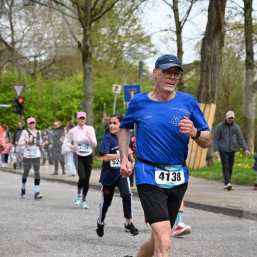 12.04.2026 - 45. Internationalen Wilhelmsburger Insellauf J. Mangold http://msf.ph/oto/9512736 12.04.2026 13:06:57 Ziel 4114, 4173, 4729, 4273, 3292, 5510, 4885, 4514, 4138, 4764, 4665, 5713, 5194, 5069, 5076, 4723, 4724, 2943, 4722, 5202, 4094, 3672, 5497, 5499, 5461, 3242, 5078, 2925, 5226, 2745, 5028, 5148, 3641, 5426, 5216 meine-sportfotos.de