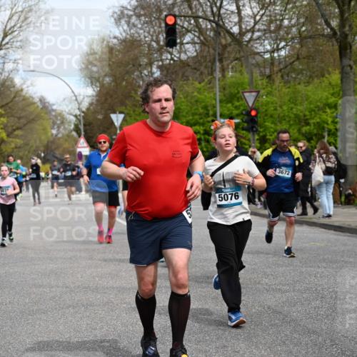 12.04.2026 - 45. Internationalen Wilhelmsburger Insellauf J. Mangold http://msf.ph/oto/9512761 12.04.2026 13:07:00 Ziel 4729, 4273, 3292, 5510, 4885, 4514, 4138, 4764, 4665, 5713, 5194, 5069, 5076, 4723, 4724, 2943, 4722, 5202, 4094, 3672, 5497, 5499, 5461, 3242, 5078, 2925, 5226, 2745, 5028, 5148, 3641, 5426, 5216, 5431, 5425, 5735 meine-sportfotos.de