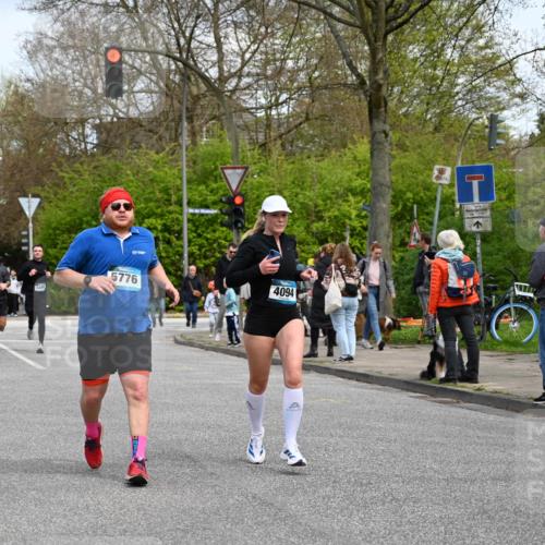 12.04.2026 - 45. Internationalen Wilhelmsburger Insellauf J. Mangold http://msf.ph/oto/9512784 12.04.2026 13:07:03 Ziel 4729, 4273, 3292, 5510, 4885, 4514, 4138, 4764, 4665, 5713, 5194, 5069, 5076, 4723, 4724, 2943, 4722, 5202, 4094, 3672, 5497, 5499, 5461, 5461, 3242, 5078, 2925, 5226, 2745, 5028, 5148, 3641, 5426, 5216, 5431, 5425, 5735, 5401 meine-sportfotos.de