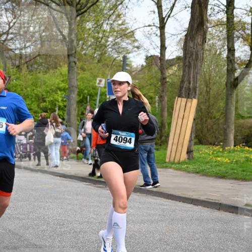 12.04.2026 - 45. Internationalen Wilhelmsburger Insellauf J. Mangold http://msf.ph/oto/9512797 12.04.2026 13:07:04 Ziel 3292, 5510, 4885, 4514, 4138, 4764, 4665, 5713, 5194, 5069, 5076, 4723, 4724, 2943, 4722, 5202, 4094, 3672, 5497, 5499, 5461, 3242, 5078, 2925, 5226, 2745, 5028, 5148, 3641, 5426, 5216, 5431, 5425, 5735, 5401, 2728, 2478, 2477 meine-sportfotos.de