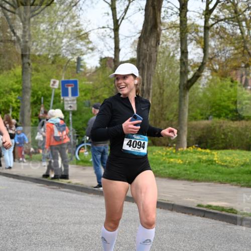 12.04.2026 - 45. Internationalen Wilhelmsburger Insellauf J. Mangold http://msf.ph/oto/9512801 12.04.2026 13:07:04 Ziel 3292, 5510, 4885, 4514, 4138, 4764, 4665, 5713, 5194, 5069, 5076, 4723, 4724, 2943, 4722, 5202, 4094, 3672, 5497, 5499, 5461, 3242, 5078, 2925, 5226, 2745, 5028, 5148, 3641, 5426, 5216, 5431, 5425, 5735, 5401, 2728, 2478, 2477 meine-sportfotos.de