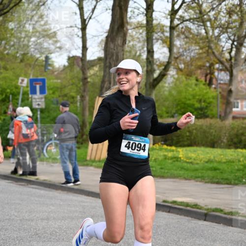 12.04.2026 - 45. Internationalen Wilhelmsburger Insellauf J. Mangold http://msf.ph/oto/9512803 12.04.2026 13:07:04 Ziel 3292, 5510, 4885, 4514, 4138, 4764, 4665, 5713, 5194, 5069, 5076, 4723, 4724, 2943, 4722, 5202, 4094, 3672, 5497, 5499, 5461, 3242, 5078, 2925, 5226, 2745, 5028, 5148, 3641, 5426, 5216, 5431, 5425, 5735, 5401, 2728, 2478, 2477 meine-sportfotos.de