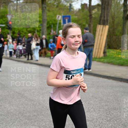 12.04.2026 - 45. Internationalen Wilhelmsburger Insellauf J. Mangold http://msf.ph/oto/9512816 12.04.2026 13:07:06 Ziel 3292, 5510, 4885, 4514, 4138, 4764, 4665, 5713, 5194, 5069, 5076, 4723, 4724, 2943, 4722, 5202, 4094, 3672, 5497, 5499, 5461, 3242, 3242, 5078, 2925, 5226, 2745, 5028, 5148, 3641, 5426, 5216, 5431, 5425, 5735, 5401, 2728, 2478, 2477, 5564, 4437, 4436 meine-sportfotos.de