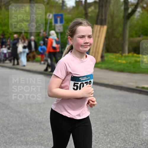 12.04.2026 - 45. Internationalen Wilhelmsburger Insellauf J. Mangold http://msf.ph/oto/9512817 12.04.2026 13:07:06 Ziel 3292, 5510, 4885, 4514, 4138, 4764, 4665, 5713, 5194, 5069, 5076, 4723, 4724, 2943, 4722, 5202, 4094, 3672, 5497, 5499, 5461, 3242, 3242, 5078, 2925, 5226, 2745, 5028, 5148, 3641, 5426, 5216, 5431, 5425, 5735, 5401, 2728, 2478, 2477, 5564, 4437, 4436 meine-sportfotos.de