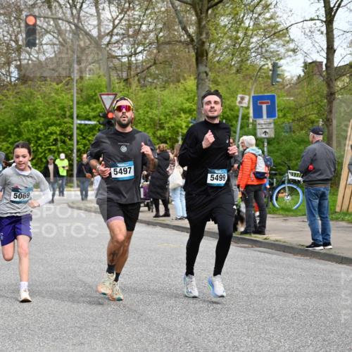 12.04.2026 - 45. Internationalen Wilhelmsburger Insellauf J. Mangold http://msf.ph/oto/9512828 12.04.2026 13:07:08 Ziel 5510, 4885, 4514, 4138, 4764, 4665, 5713, 5194, 5069, 5076, 4723, 4724, 2943, 4722, 5202, 4094, 3672, 5497, 5499, 5461, 3242, 5078, 5078, 2925, 5226, 2745, 5028, 5148, 3641, 5426, 5216, 5216, 5431, 5425, 5735, 5401, 2728, 2478, 2477, 5564, 4437, 4436, 2421 meine-sportfotos.de