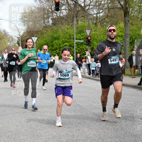 12.04.2026 - 45. Internationalen Wilhelmsburger Insellauf J. Mangold http://msf.ph/oto/9512830 12.04.2026 13:07:08 Ziel 5510, 4885, 4514, 4138, 4764, 4665, 5713, 5194, 5069, 5076, 4723, 4724, 2943, 4722, 5202, 4094, 3672, 5497, 5499, 5461, 3242, 5078, 5078, 2925, 5226, 2745, 5028, 5148, 3641, 5426, 5216, 5216, 5431, 5425, 5735, 5401, 2728, 2478, 2477, 5564, 4437, 4436, 2421 meine-sportfotos.de