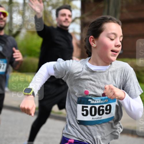 12.04.2026 - 45. Internationalen Wilhelmsburger Insellauf J. Mangold http://msf.ph/oto/9512842 12.04.2026 13:07:09 Ziel 5510, 4885, 4514, 4138, 4764, 4665, 5713, 5194, 5069, 5076, 4723, 4724, 2943, 4722, 5202, 4094, 3672, 5497, 5499, 5461, 3242, 5078, 2925, 5226, 2745, 5028, 5148, 3641, 5426, 5216, 5431, 5425, 5735, 5401, 2728, 2478, 2477, 5564, 4437, 4436, 2421 meine-sportfotos.de